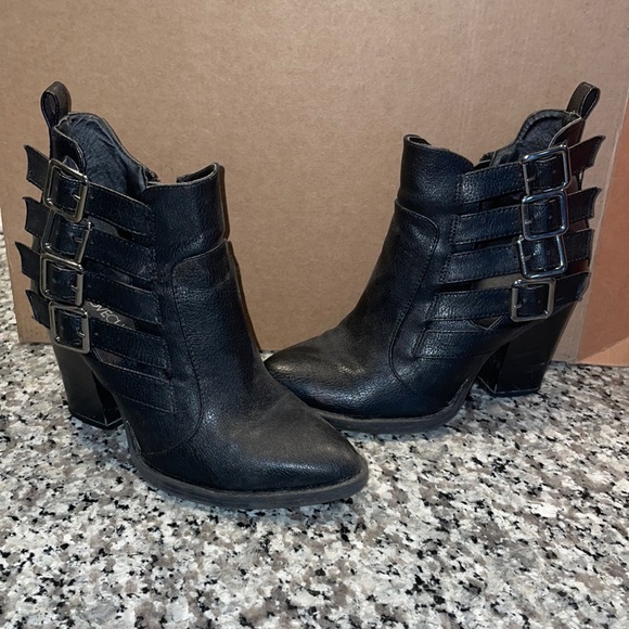 Booties - Picture 1 of 7